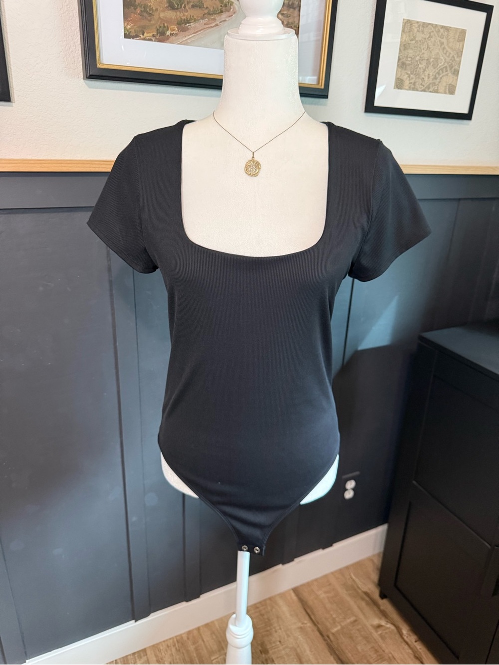 Express Black Scoop Neck Short Sleeve Bodysuit